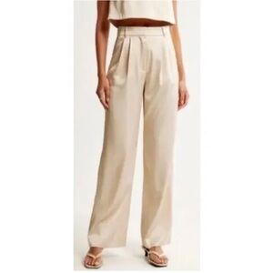 Abercrombie & Fitch Cream Wide-Leg Pants